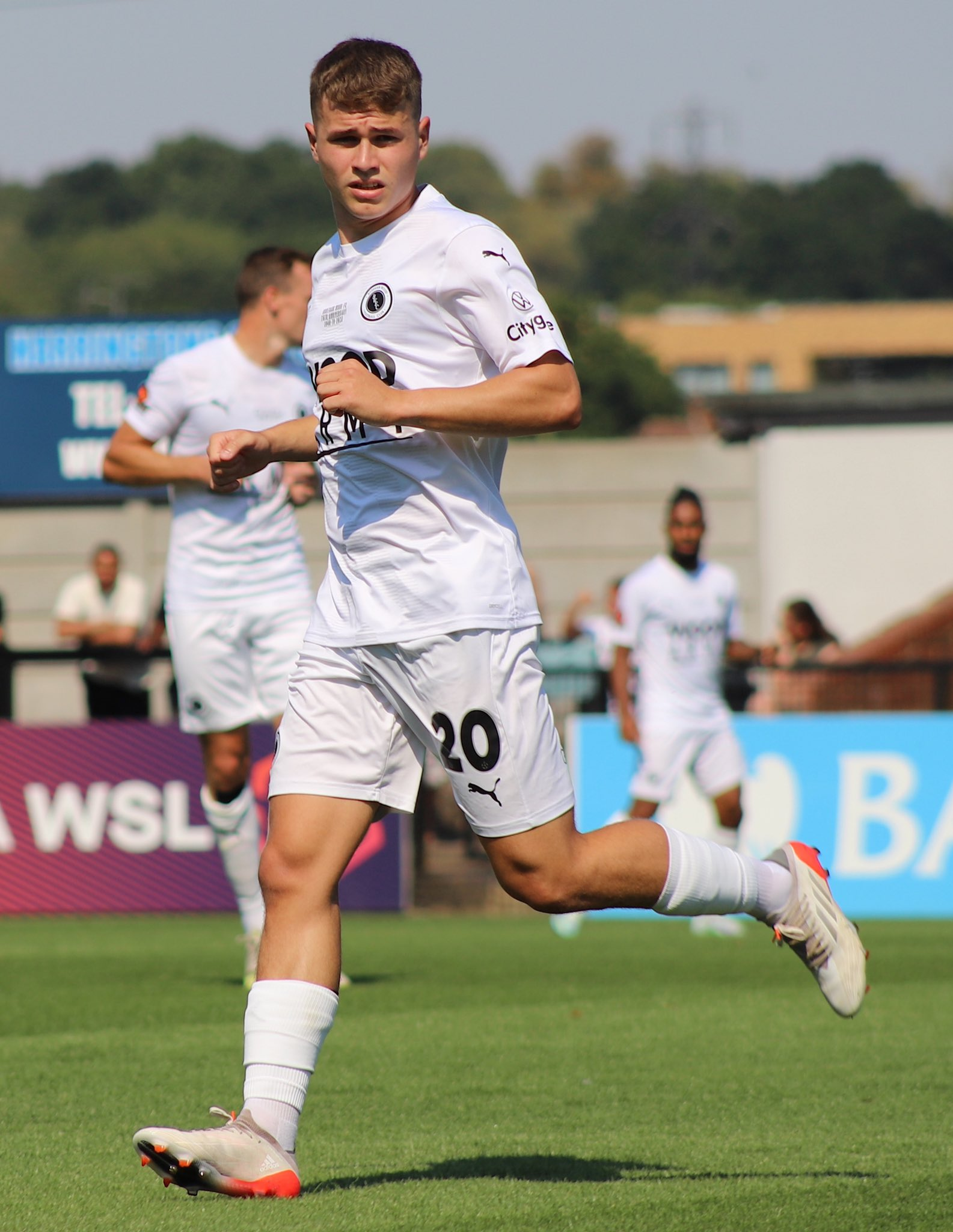 Zak Brunt Boreham Wood